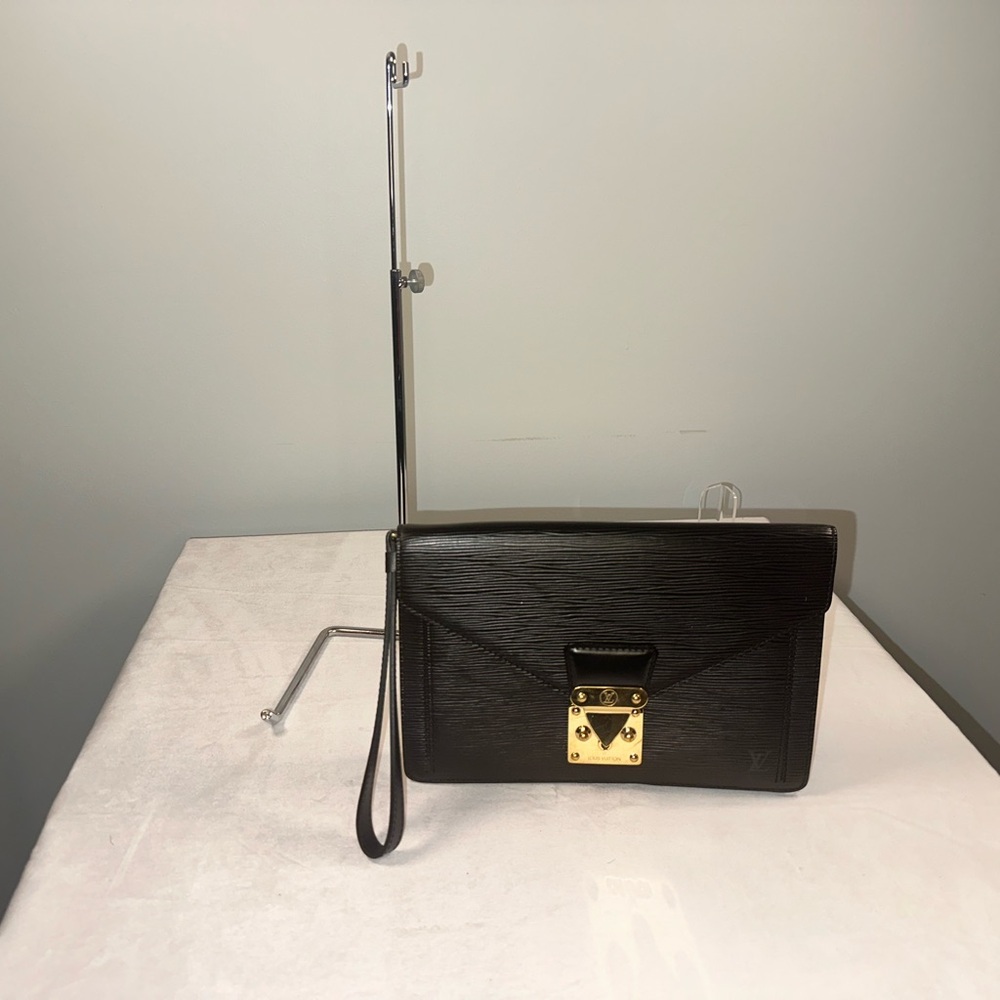 Louis Vuitton Pochette Sellier in Black Epi